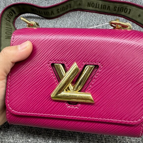 Louis Vuitton Twist Leather Shoulder Bag fbcco1750-102125 - Picture 5 of 16